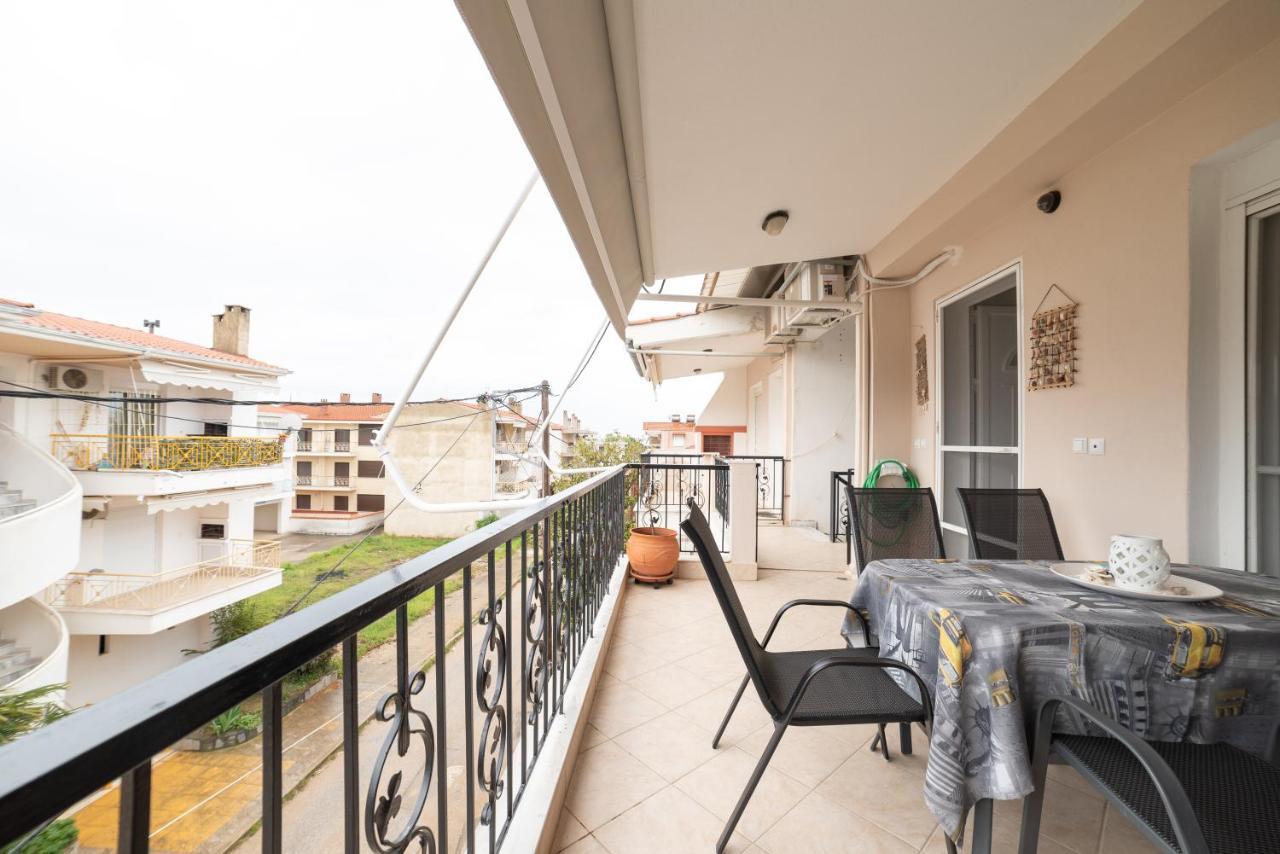 Porto Ofrynio Central Deluxe Golden Apartment Ofrínion Exterior foto